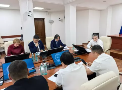 Власти Якутии намерены увеличить поставки топлива в южные районы