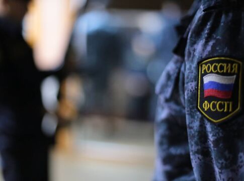 В Нерюнгри судебные приставы принудительно доставили в больницу больных туберкулёзом