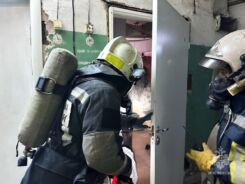 Автомобиль и квартира пострадали во время пожара в Нерюнгри